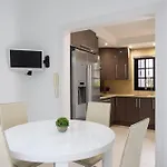 Exclusive Townhouse In Plaza Del Duque Close To The * Адехе