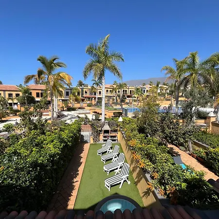 Дом отдыха Exclusive Townhouse In Plaza Del Duque Close To The *